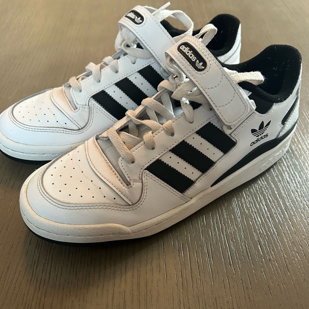 Adidas Low Footwear White Core Black Sneaker FY7757 Men's Shoes Size 9.5